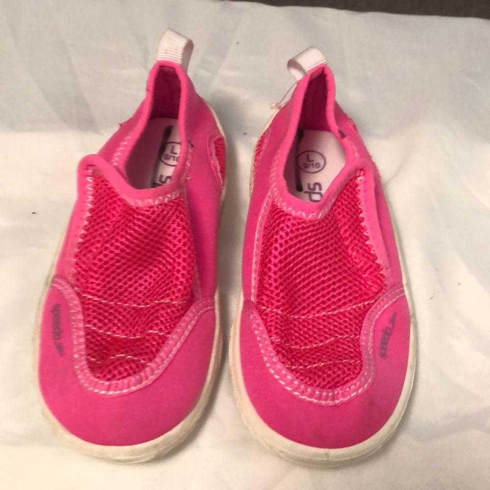 Girls water shoes